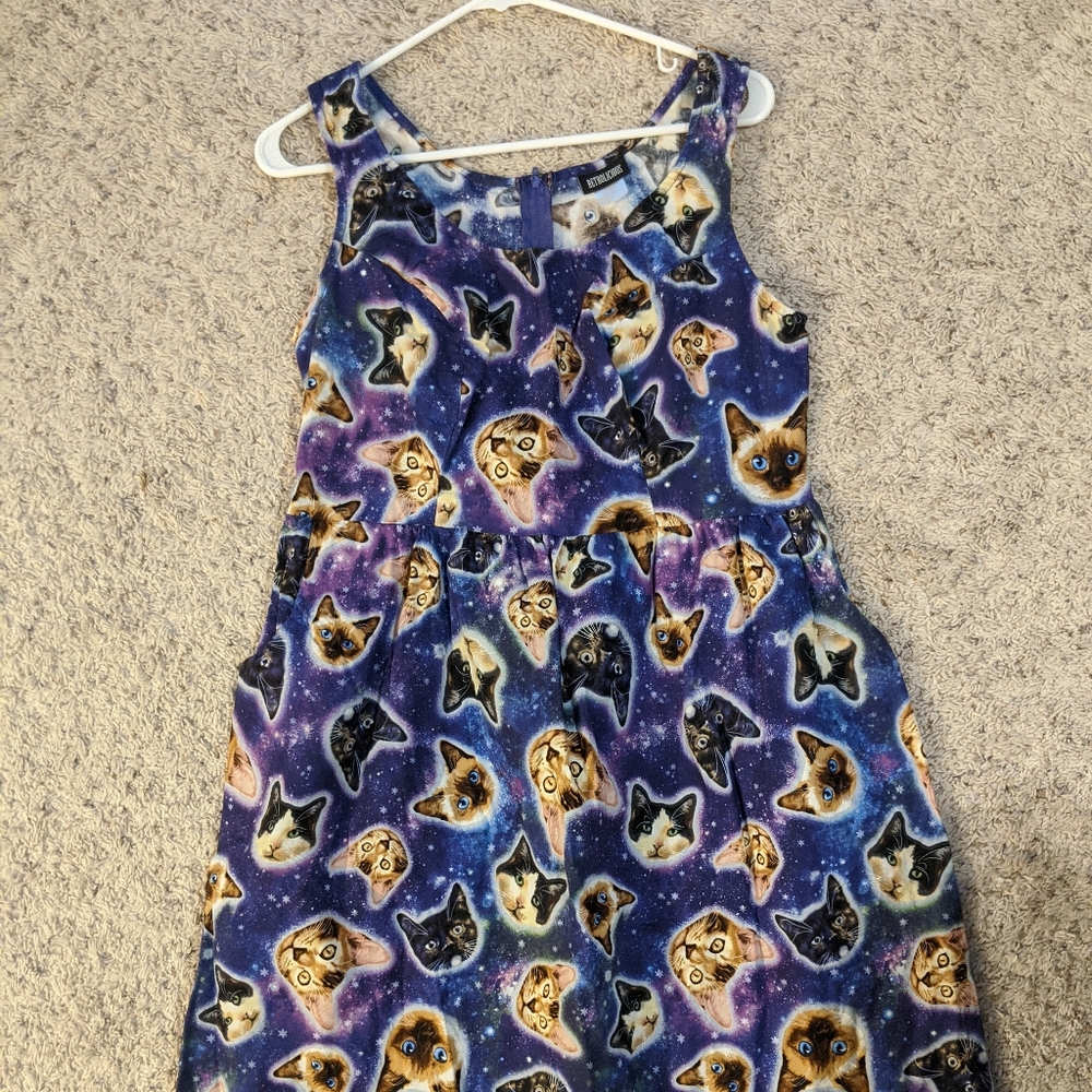 Retrolicious space cats dress size 8
